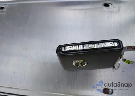 2020 Volvo Xc90 T6 Momentum 6 Passenger z USA, uszkodzony, nr VIN YV4A221K4L1584182